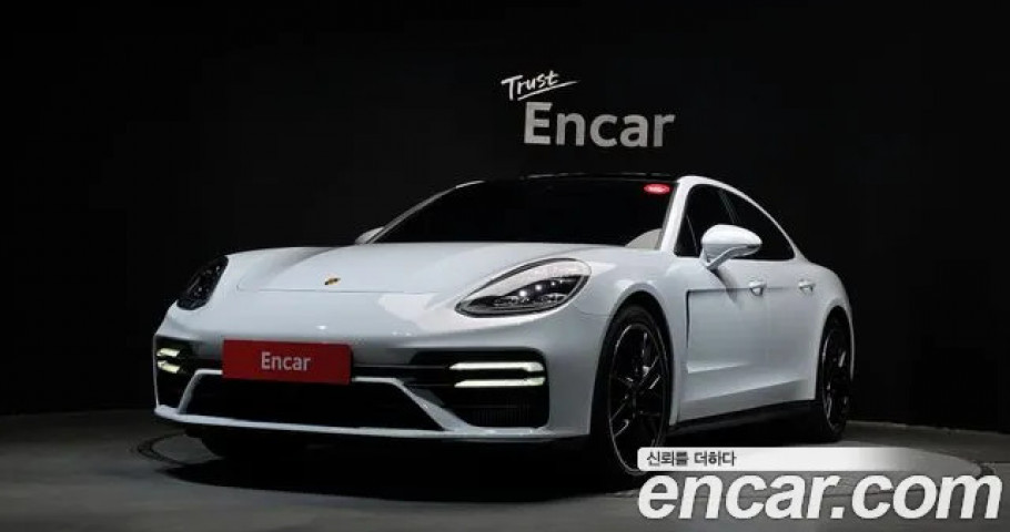 Porsche Panamera 