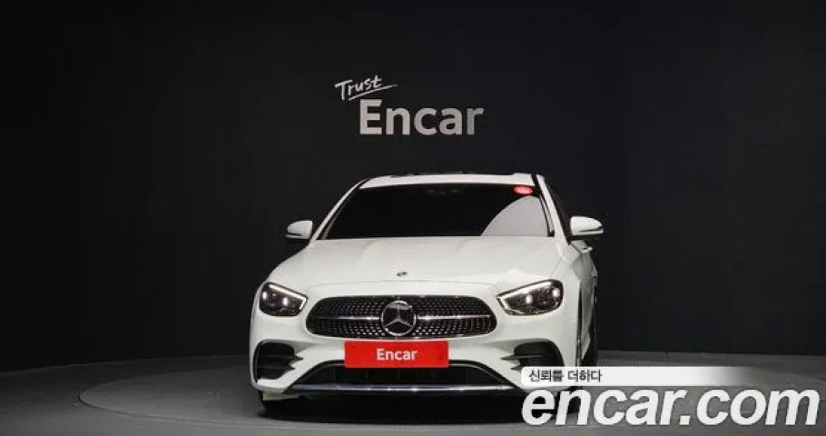 Mercedes-Benz E-Class 