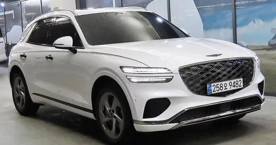 Genesis Gv70 