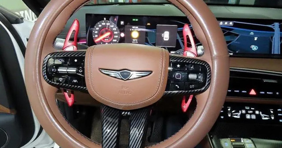 Genesis Gv70 