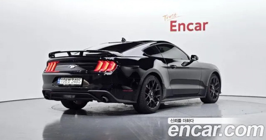 Ford Mustang 