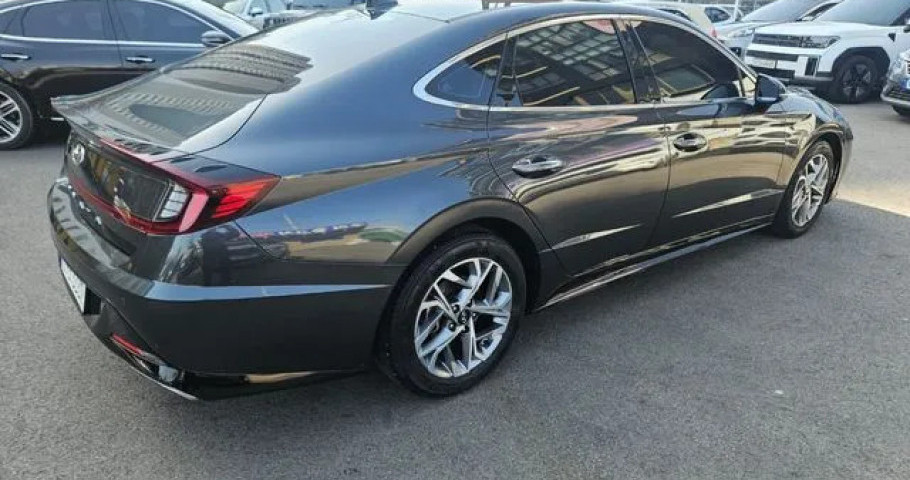 Hyundai Sonata 