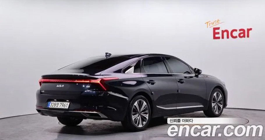 Kia K8 