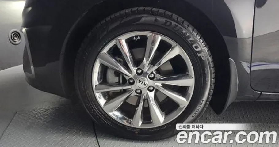 Kia Carnival 