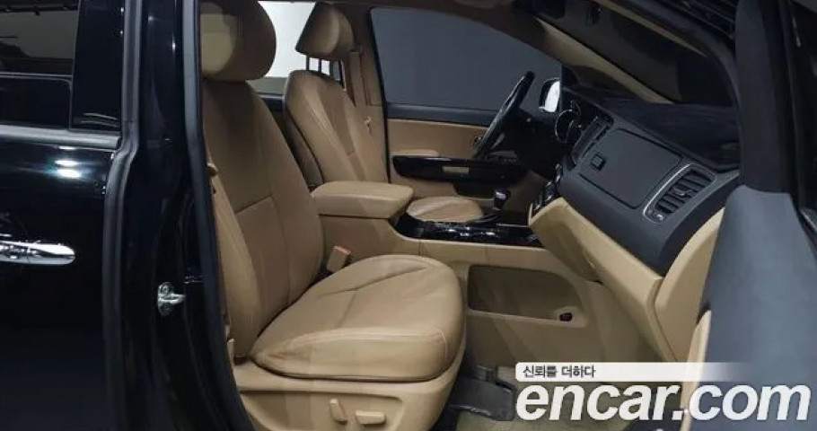 Kia Carnival 