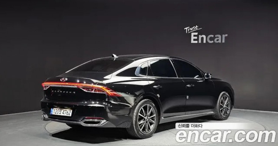 Hyundai Grandeur 