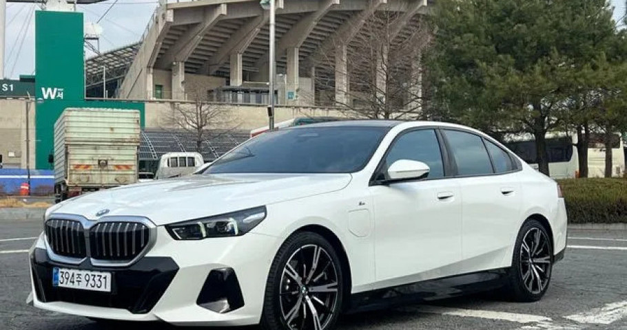 Bmw 5-Series 