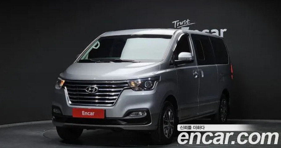 Hyundai Starex 