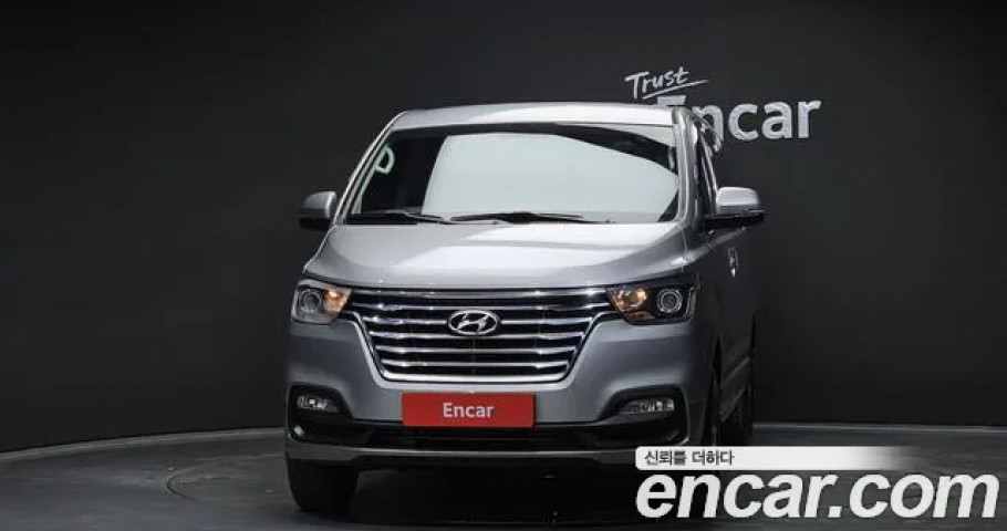 Hyundai Starex 