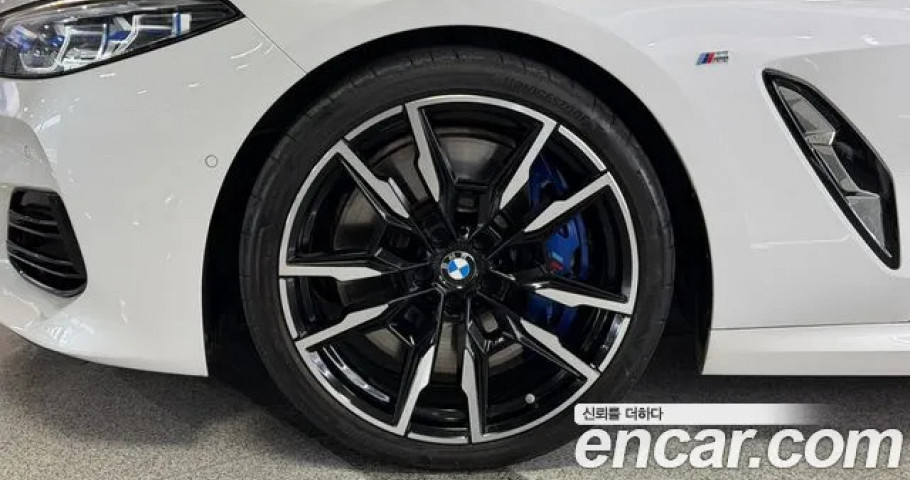Bmw 8-Series 