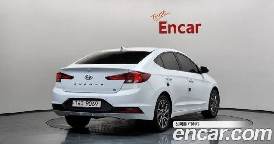 Hyundai Avante (Elantra) 