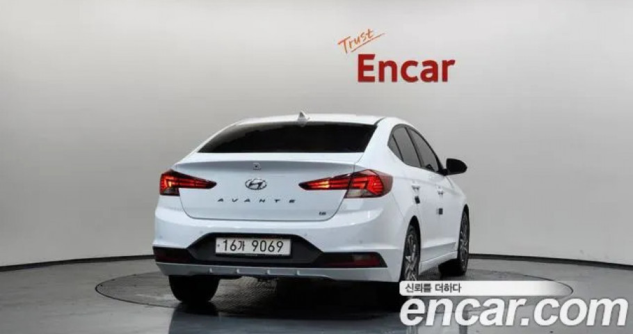 Hyundai Avante (Elantra) 