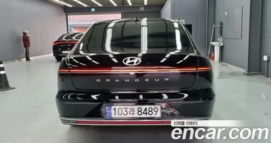 Hyundai Grandeur 