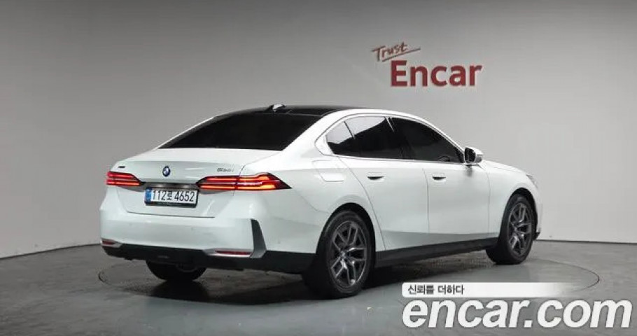 Bmw 5-Series 
