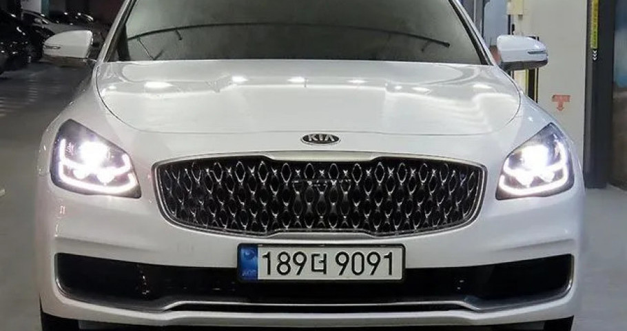Kia K9 