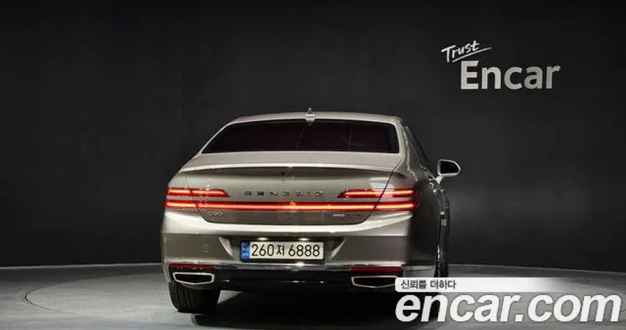 Genesis G90 