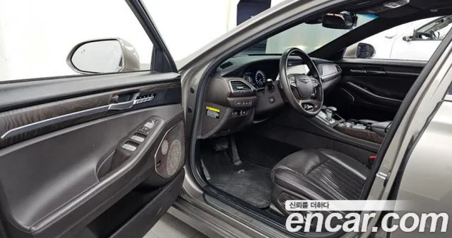 Genesis G90 