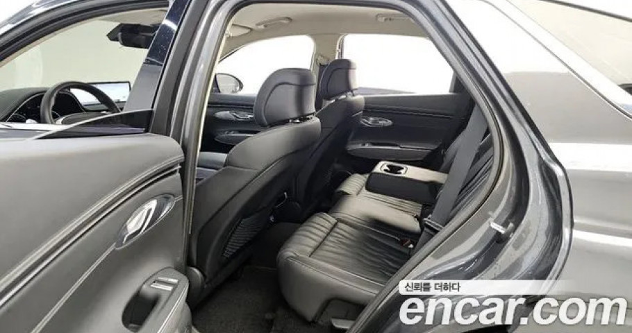 Genesis Gv70 