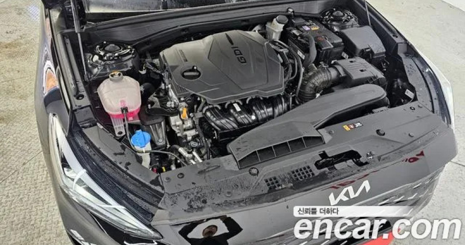 Kia K8 
