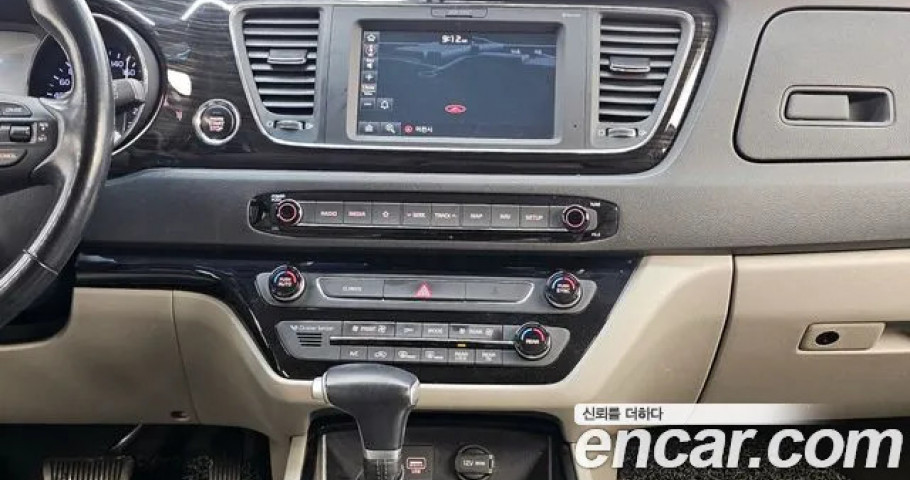 Kia Carnival 
