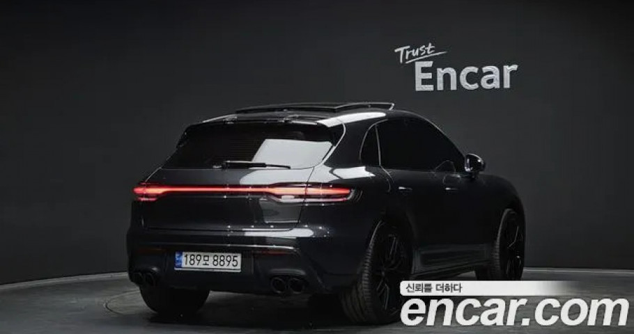 Porsche Macan 