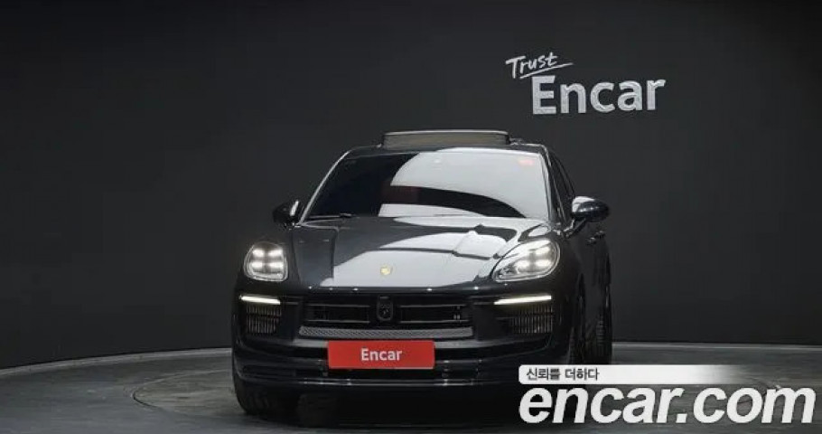Porsche Macan 
