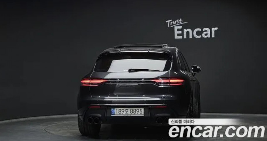 Porsche Macan 