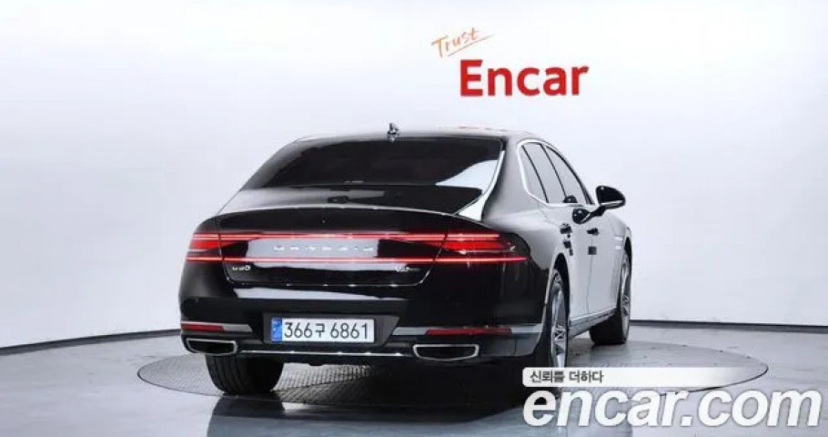 Genesis G90 