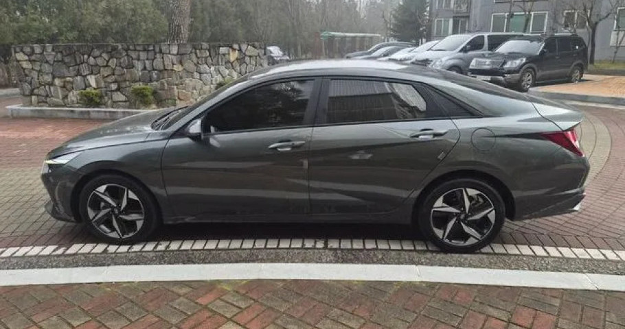 Hyundai Avante (Elantra) 