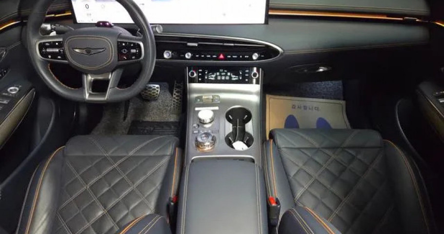 Genesis Gv70 