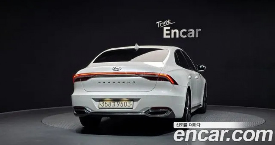 Hyundai Grandeur 