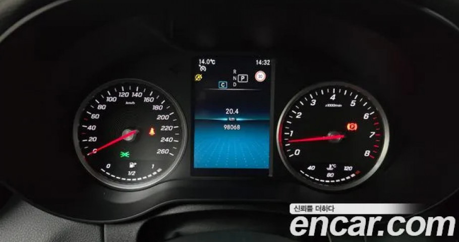 Mercedes-Benz C-Class 