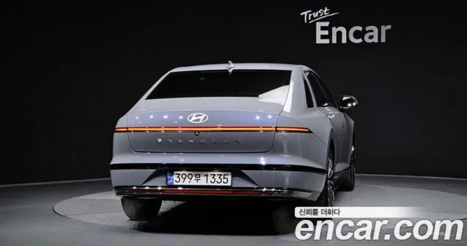 Hyundai Grandeur 
