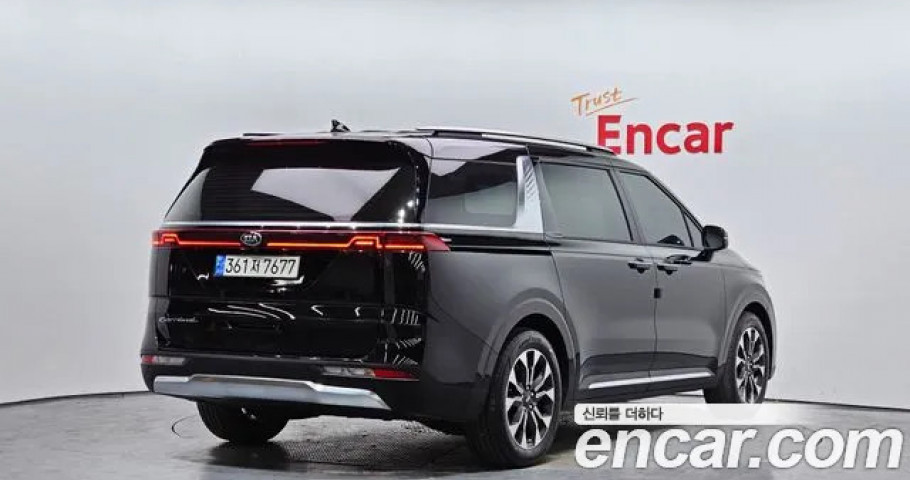 Kia Carnival 
