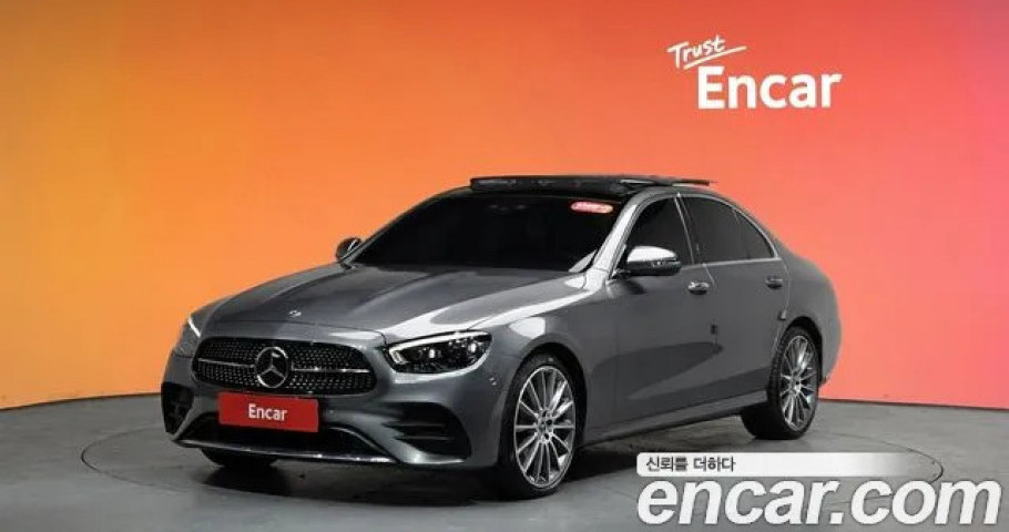 Mercedes-Benz E-Class 