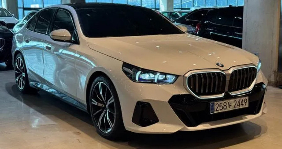 Bmw 5-Series 