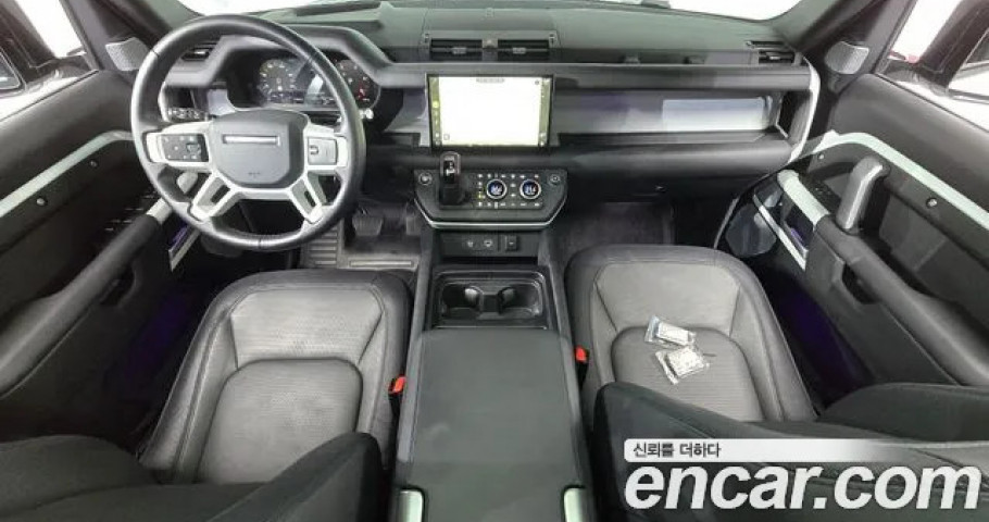 Land Rover Defender 