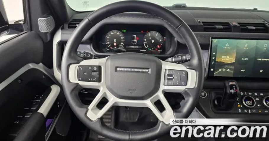 Land Rover Defender 