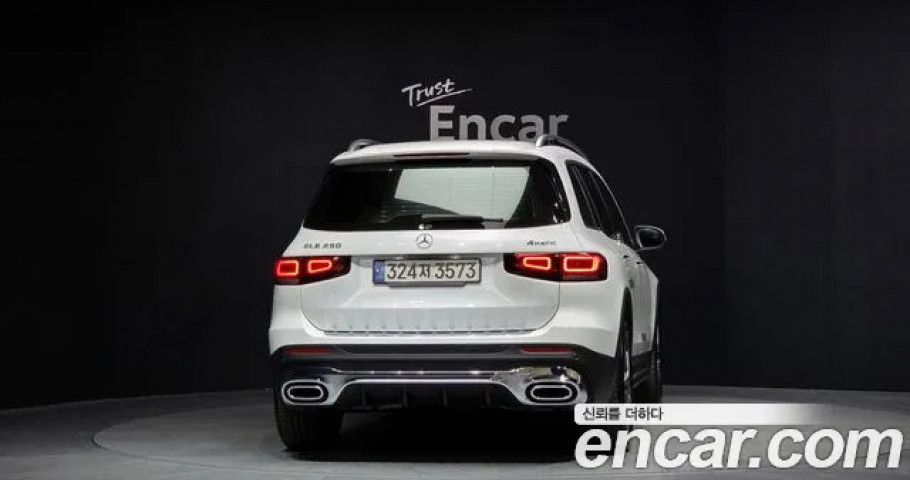 Mercedes-Benz Glb-Class 