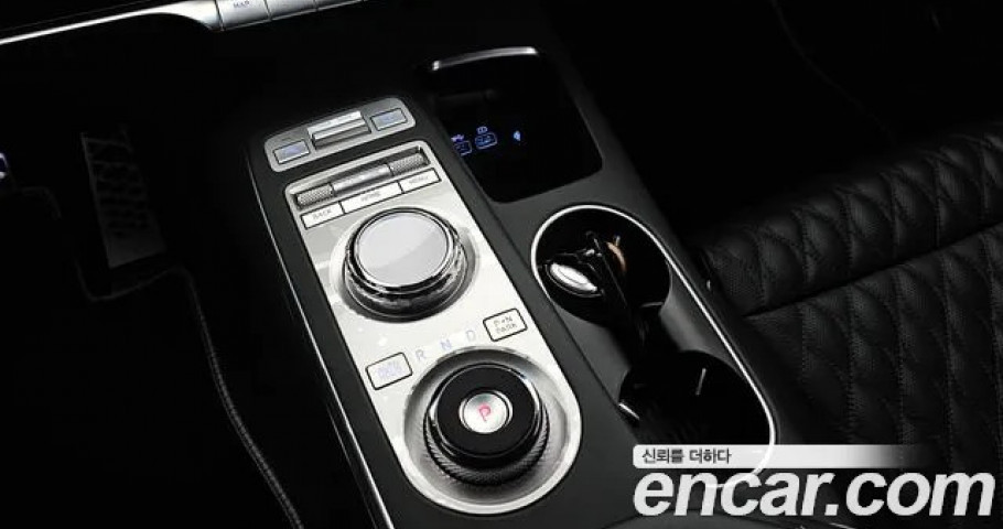 Genesis Gv70 