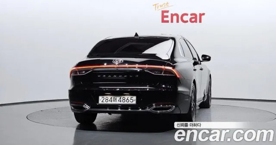 Hyundai Grandeur 
