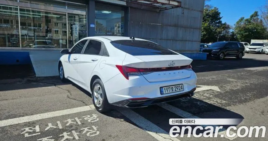 Hyundai Avante (Elantra) 