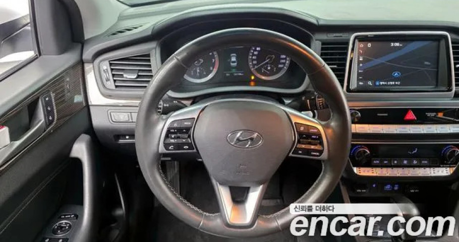 Hyundai Sonata 