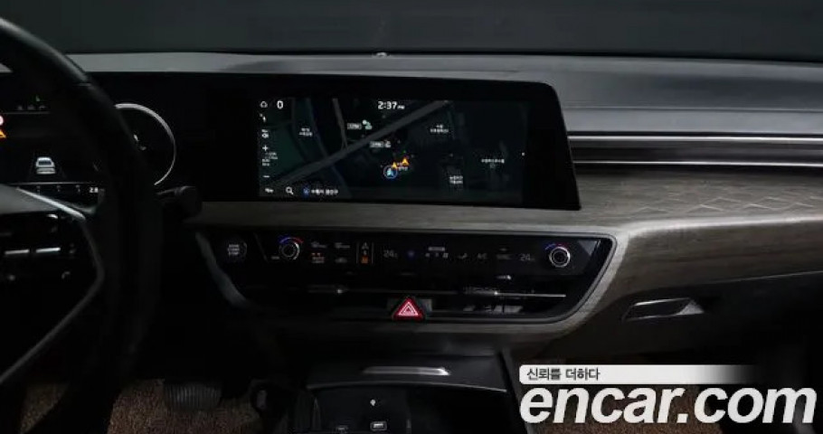 Kia K8 