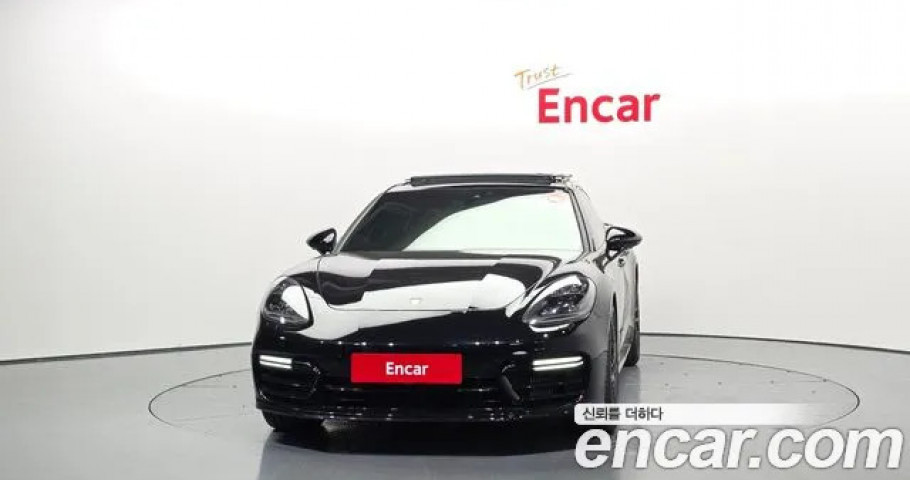 Porsche Panamera 