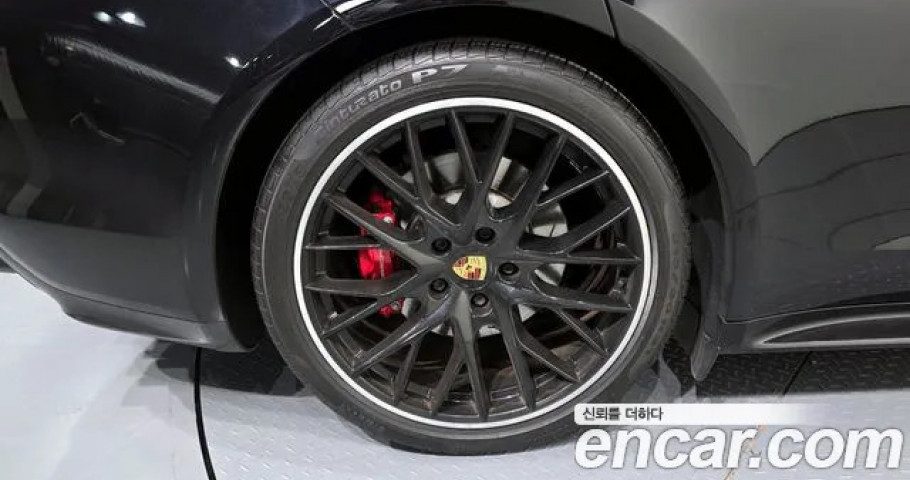 Porsche Panamera 