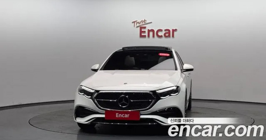 Mercedes-Benz E-Class 
