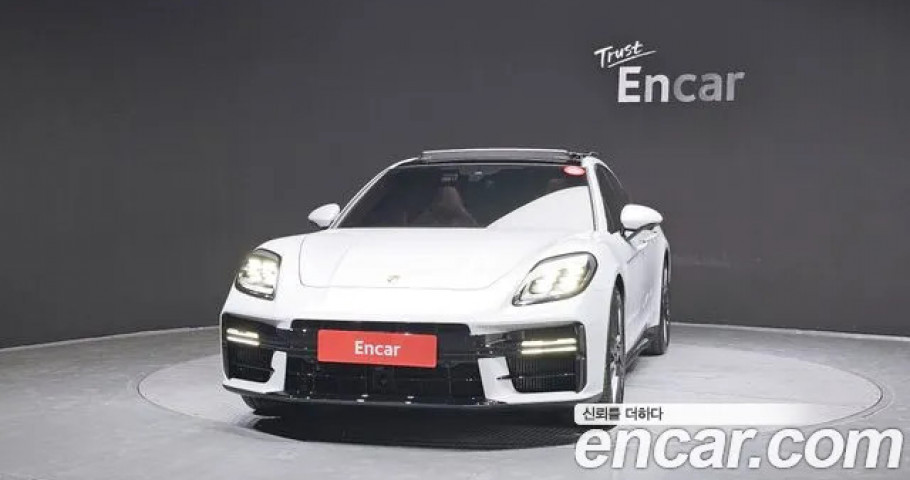 Porsche Panamera 