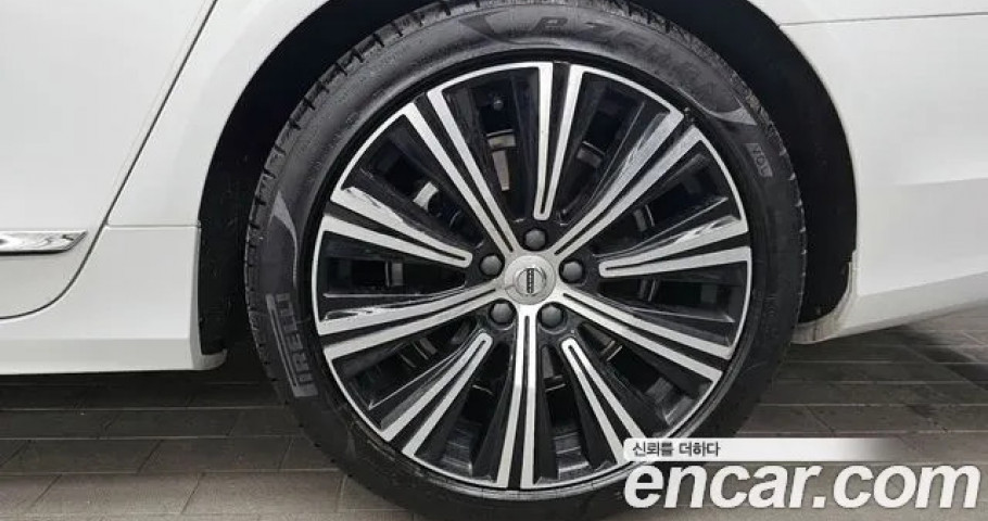 Volvo S90 