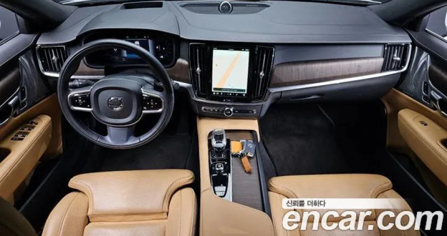 Volvo S90 